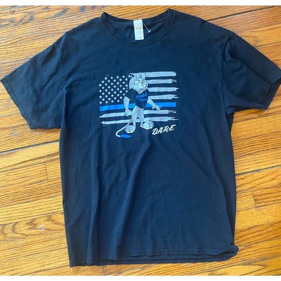 D.A.R.E Graduate Lion T Shirt Black American Flag Vtg Large Fruit Of The Loom - Picture 1 of 6